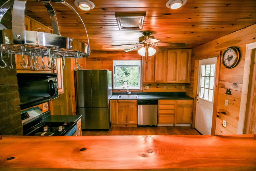 kitchen from dining.jpg